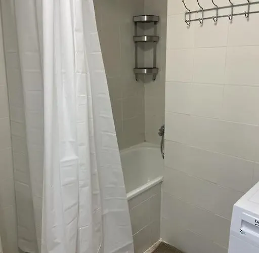 Piso Amable Con Piscina Cerca De Mar Apartamento *